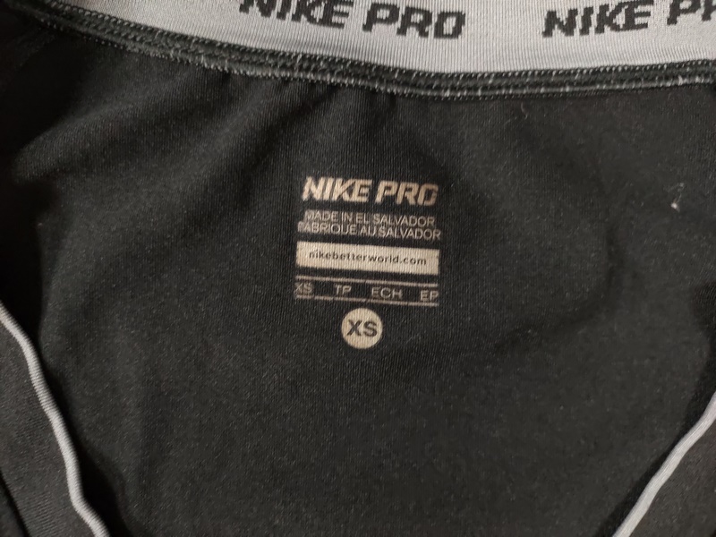 T Shirt Nike Pro Noir