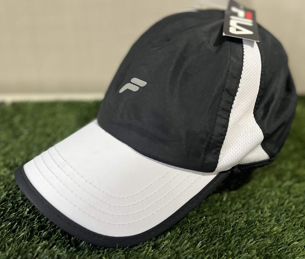 Casquette Fila Noire et Blanche Ajustable